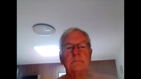 melbourne000 online show from December 18, 3:24 am