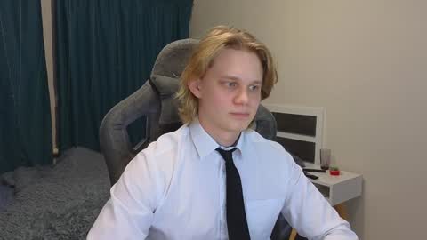 Mickey online show from February 7, 6:13 pm