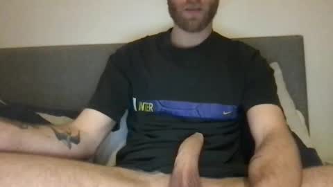 Snapshot of messageme11 chatting on February 2, 10:28 pm messageme11 online show from February 2, 10:28 pm