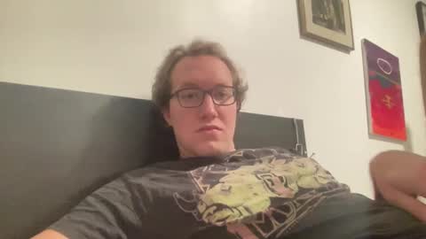 metallica92786 online show from December 31, 4:38 am