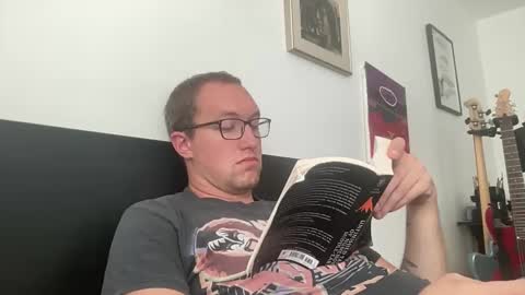 metallica92786 online show from September 26, 6:05 pm