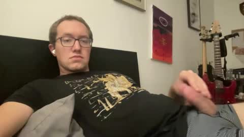 metallica92786 online show from October 16, 6:54 am