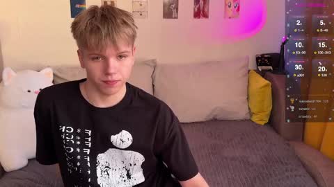 Arthur online show from April 10, 4:36 pm