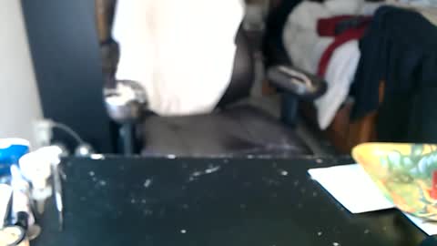 Mark online show from November 13, 6:45 pm