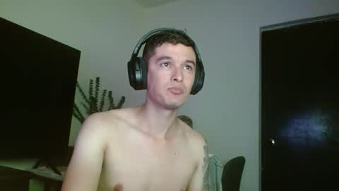 miaou_miaou online show from February 4, 5:10 am