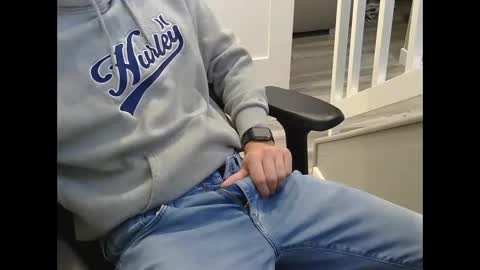 mic6969mic online show from November 19, 3:23 pm