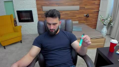 MicahLane online show from February 3, 5:38 am