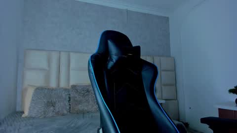 Michael online show from November 23, 6:35 am