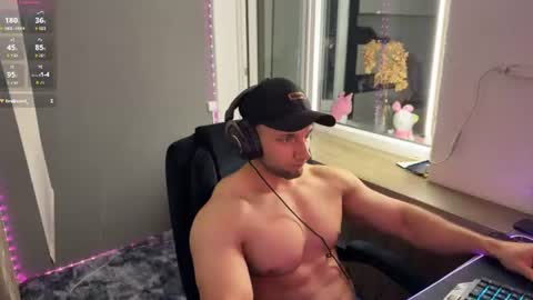 michaelbradley_for_u online show from July 10, 9:38 pm