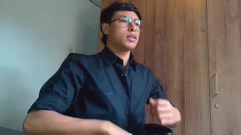 Snapshot of michaelstones chatting on December 27, 2:34 pm michaelstones online show from December 27, 2:34 pm