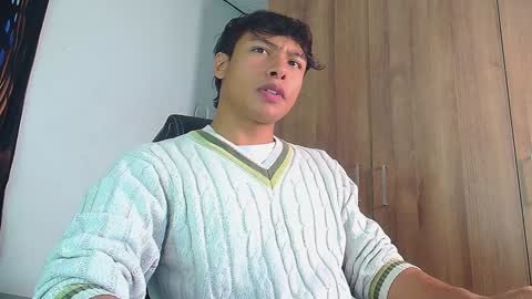 Snapshot of michaelstones chatting on January 11, 4:03 pm michaelstones online show from January 11, 4:03 pm