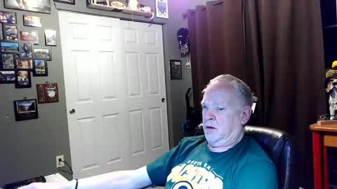 midwestdad09 online show from March 15, 8:44 am