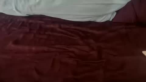 Snapshot of midwestotter17 chatting on October 11, 3:49 pm Midwest Otter online show from October 11, 3:49 pm