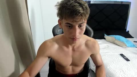 Miguel Hernandez online show from February 25, 10:44 pm