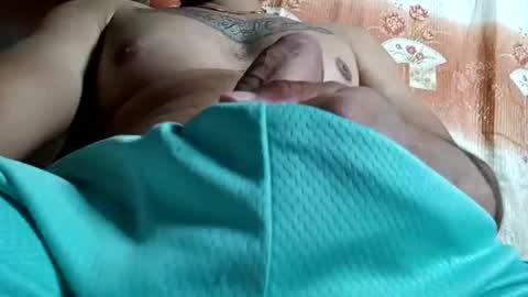 migueliito_9 online show from January 23, 10:11 pm