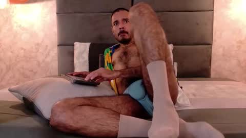 miguelsanfrancisco online show from March 24, 6:24 pm