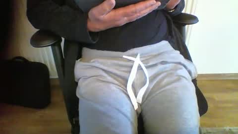 mik online show from September 22, 10:37 am