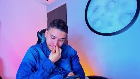 Mike  online show from November 26, 11:57 am