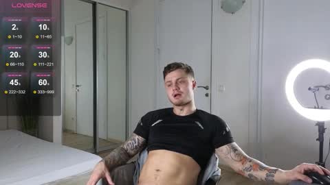 Mike Magic online show from October 28, 5:43 am