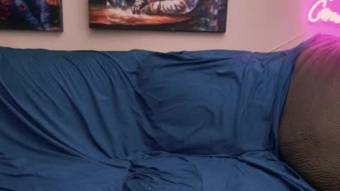 Mike Oxlong online show from December 9, 11:04 am