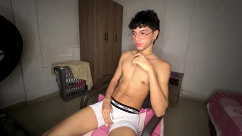 Mike Pineapple online show from October 23, 3:54 am