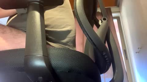 Snapshot of miker1239 chatting on October 3, 1:16 pm miker1239 online show from October 3, 1:16 pm