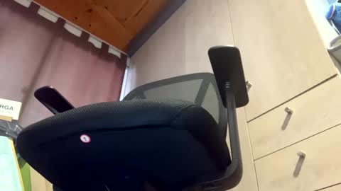 Snapshot of miker1239 chatting on September 16, 1:56 pm miker1239 online show from September 16, 1:56 pm