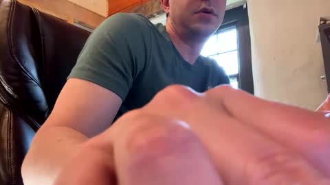 mikeydubs10 online show from April 17, 12:30 pm