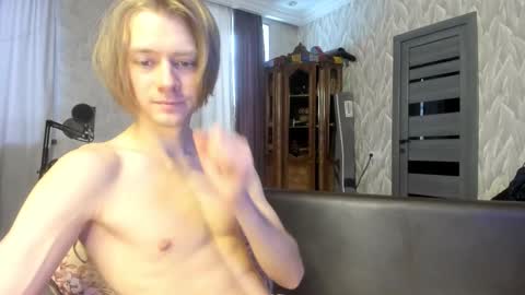 Isaac online show from January 9, 5:34 am