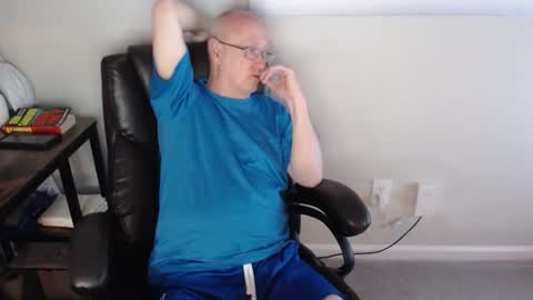 millenium0129 online show from April 19, 12:21 am