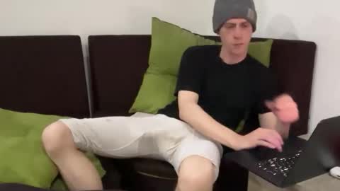 SlimnHungOH online show from November 8, 12:25 am