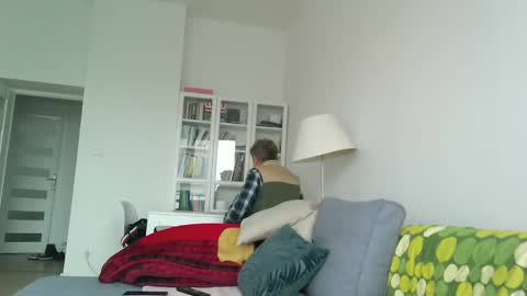 Milymen20 Skandinavian Polish man master fereskik straight mature online show from December 1, 9:34 am