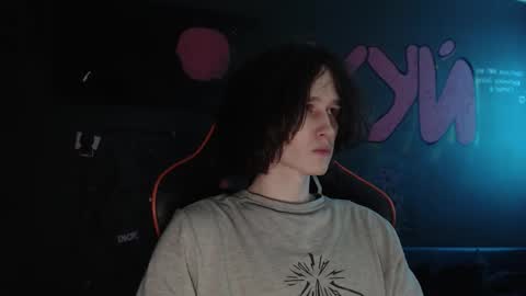 Max online show from January 11, 11:08 pm