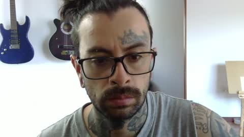     online show from April 3, 2:58 pm