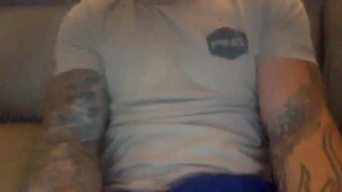Snapshot of mjg175 chatting on December 30, 9:08 pm SexyRed online show from December 30, 9:08 pm