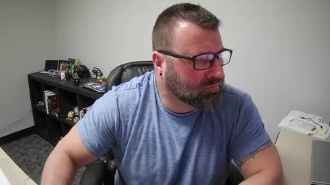 MLangworthy online show from April 21, 3:29 pm