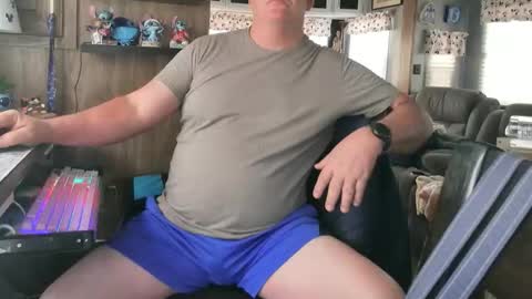 mmmthatsfunnn online show from April 8, 5:21 pm