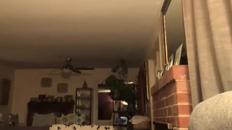 Snapshot of monkeedance chatting on October 18, 3:11 am Monkee Dance online show from October 18, 3:11 am