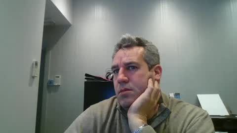 Monty G online show from December 3, 12:05 pm