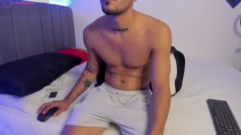 morenosiam online show from March 3, 10:51 pm