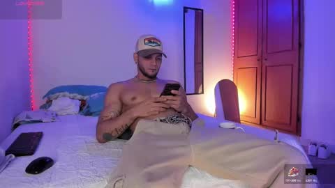 morenosiam online show from October 19, 4:50 am