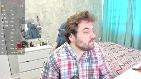 Snapshot of morlaios chatting on February 25, 8:14 am Morl online show from February 25, 8:14 am