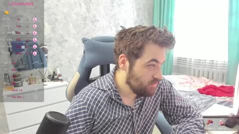 Snapshot of morlaios chatting on December 25, 10:39 am Morl online show from December 25, 10:39 am