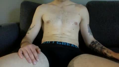 morowin_ online show from October 19, 12:52 pm