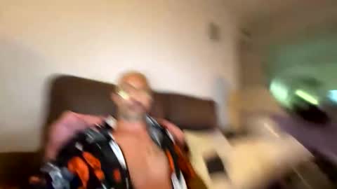 morris_bi69 online show from December 17, 12:40 am