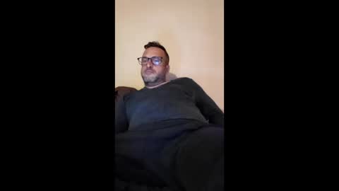 Nomadu online show from March 5, 7:10 pm