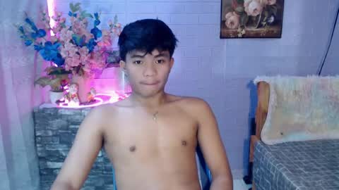 mostwantedtwink online show from July 9, 11:25 am