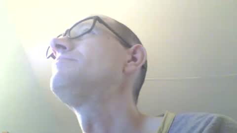 Snapshot of moviem1978 chatting on December 15, 9:56 am Frederik online show from December 15, 9:56 am