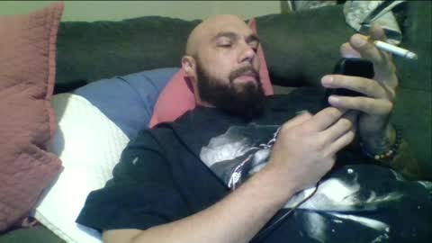 Mr8 online show from April 5, 1:14 am