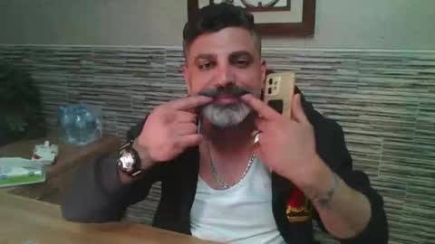 JUST FOR GIRLS     online show from February 2, 8:08 pm